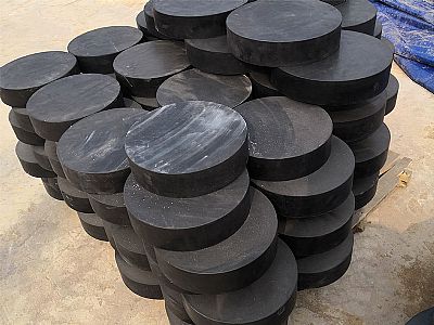 遂溪县板式橡胶支座由若干层橡胶片与薄钢板经加压硫化